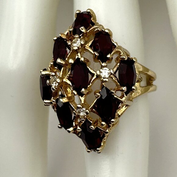 Vintage 18K HGE Red Marquise Cluster Cocktail Ring Size 6.5 - Picture 8 of 12